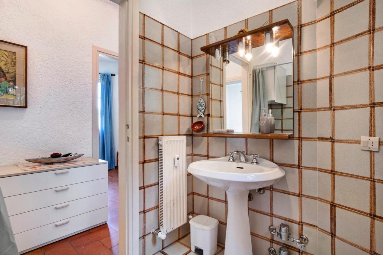 Residence I Prati Di Giussana Lierna Luaran gambar