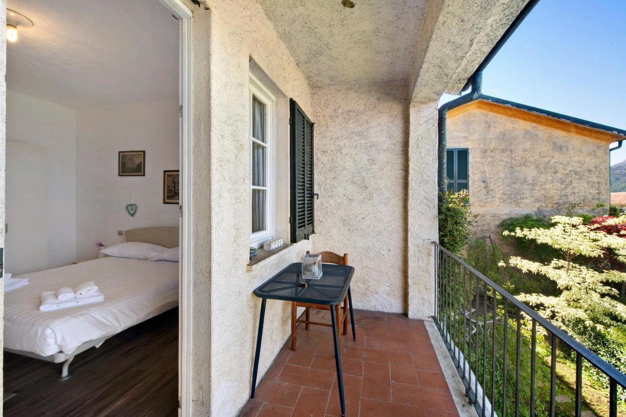 Residence I Prati Di Giussana Lierna Luaran gambar