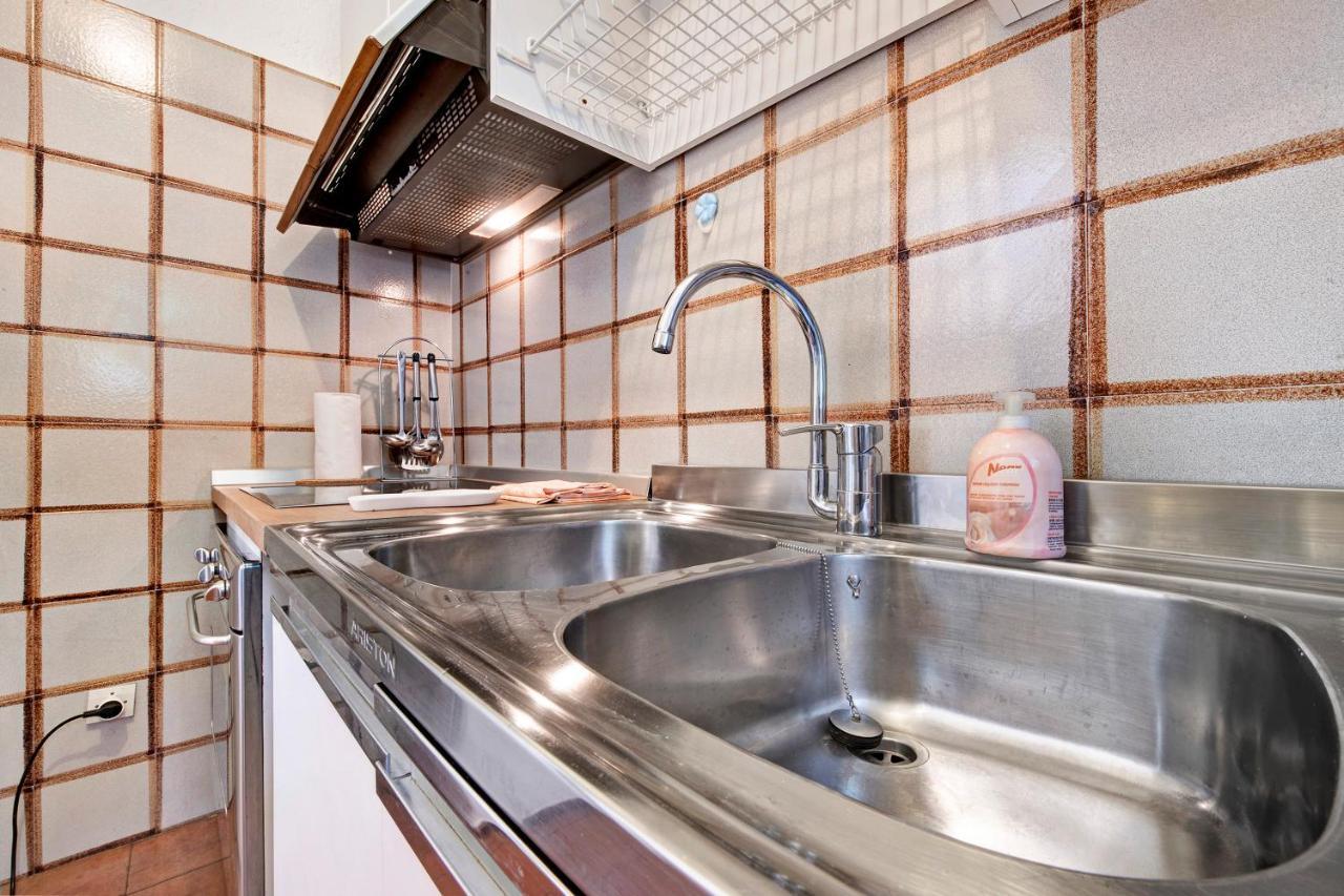 Residence I Prati Di Giussana Lierna Luaran gambar