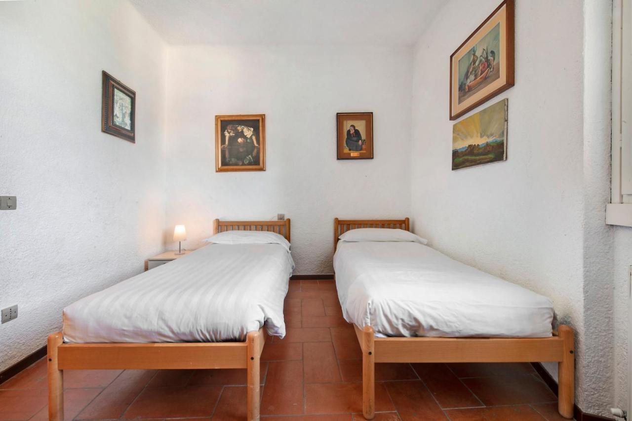 Residence I Prati Di Giussana Lierna Luaran gambar